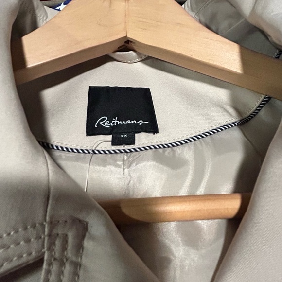 Reitmans trench-style coat, size 2X, new with tags - Picture 7 of 8